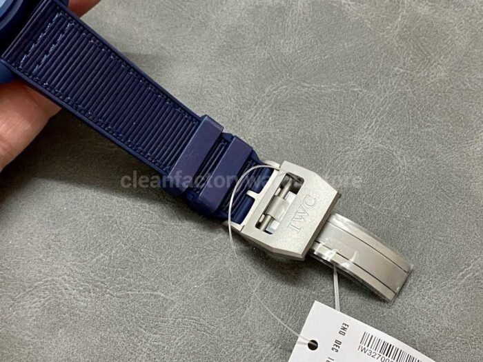 TW Factory IWC Pilot Chronograph Top Gun IW389109 44.5mm Ceramic Blue Rubber Strap Arabic Numerals Blue Dial - Image 8