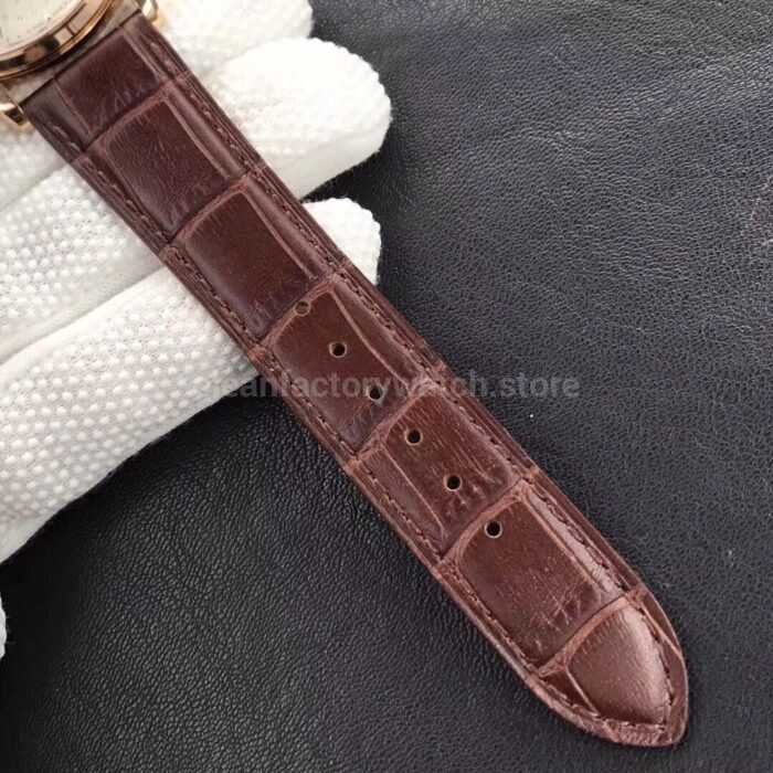 ZF Factory Jaeger LeCoultre Master Ultra Thin Moon 1252520 39mm Rose gold Leather Strap Silver Dia 7 Super Clone Watch,Clean Factory Watch
