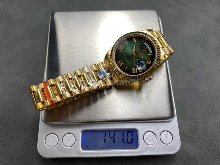 8+ Factory Counterweight Rolex Day-Date 128238-0118 36mm Full Yellow Gold Roman Numerals Green Ombré Dial - Image 9