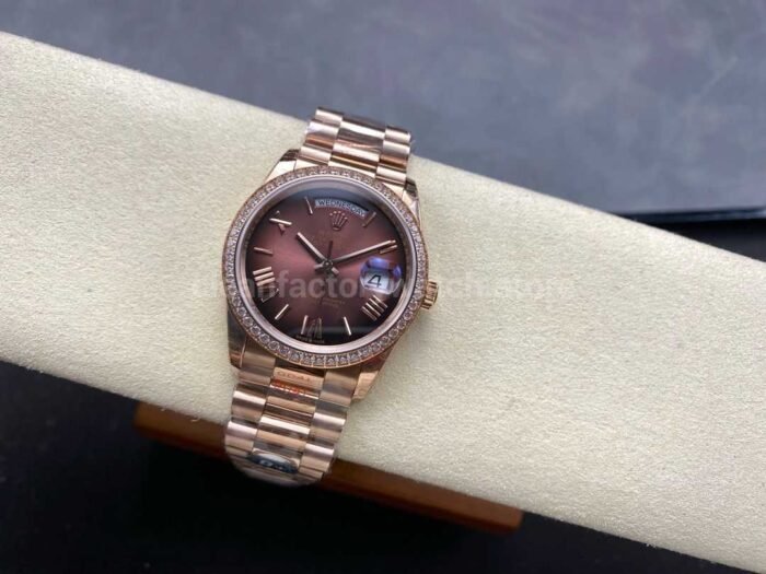 8+ Factory Counterweight Rolex Day-Date 128345RBR-0075 36mm Diamond Bezel Full Rose Gold Roman Numerals Brown Dial - Image 4