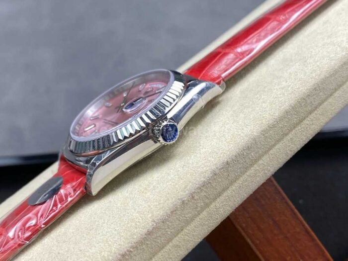 8+ Factory counterweight Rolex Day-Date 36mm 128239-0071 White Gold Crocodile Leather Strap Baguette Diamond Pink Dial - Image 5