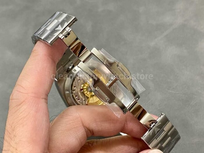 8F Factory Vacheron Constantin Overseas 4500V/110A-B128 41mm Full Steel Blue Dial - Image 9