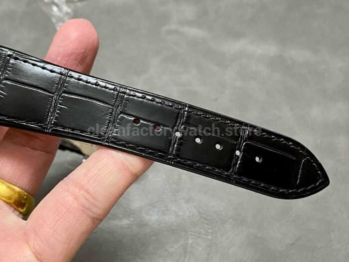 8F Factory Vacheron Constantin Overseas 47040/B01A-9094 42mm Steel Leather Strap Black Arabic numerals Dial - Image 9