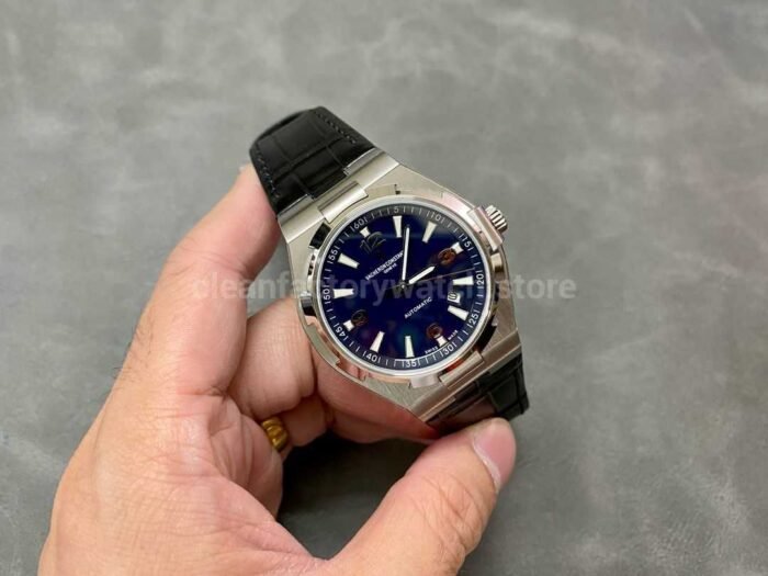 8F Factory Vacheron Constantin Overseas 47040/B01A-9094 42mm Steel Leather Strap Black Arabic numerals Dial - Image 4