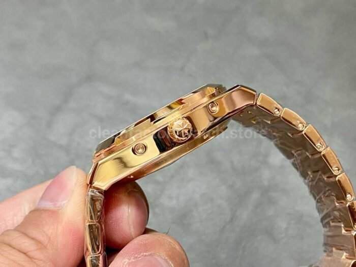 8F Factory Vacheron Constantin Overseas Perpetual Calendar 4300V/120R-B509 41.5mm Full Rose Gold Blue Dial - Image 6