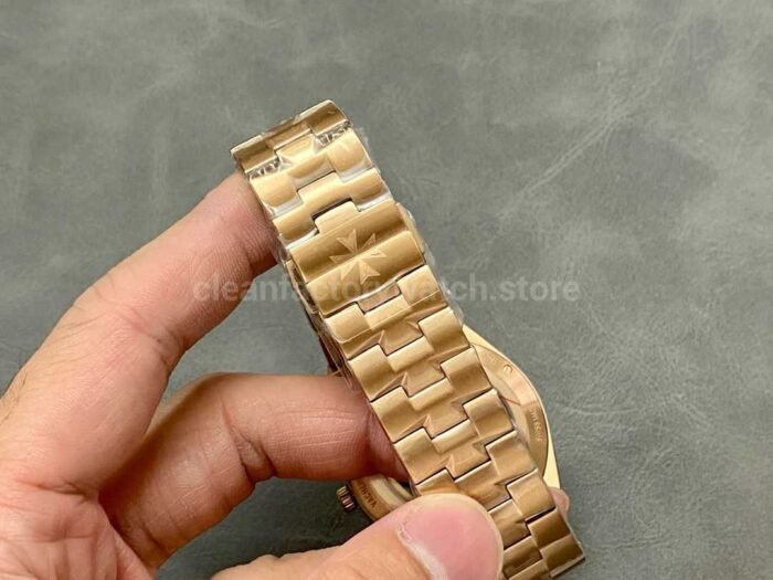 8F Factory Vacheron Constantin Overseas Perpetual Calendar Skeleton 4300V/120R-B642 41.5mm Full Rose Gold Skeletonized Dial - Image 7