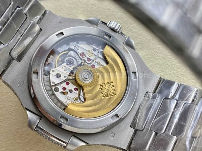 AMG Factory Patek Philippe Nautilus PP5711 40mm Small Diamond Bezel White Gold Diamond, Baguette Diamond Silver Dial - Image 8