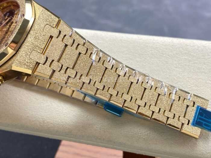 APS Factory Frosted Audemars Piguet Royal Oak 7 Super Clone Watch,Clean Factory Watch