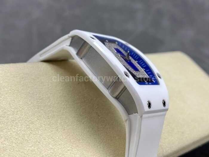 BBA Factory Richard Mille RM07 31.4mm TitaniumCarbon Fiber White Rubber Strap Skeletonized Blue D 8 Super Clone Watch,Clean Factory Watch