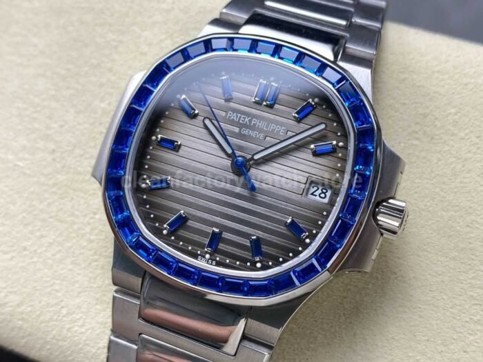 GR Factory Patek Philippe Emerald Nautilus 5711/111P-001 Full Platinum Black Dial - Image 3