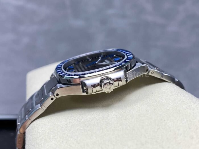 GR Factory Patek Philippe Emerald Nautilus 5711/111P-001 Full Platinum Black Dial - Image 7