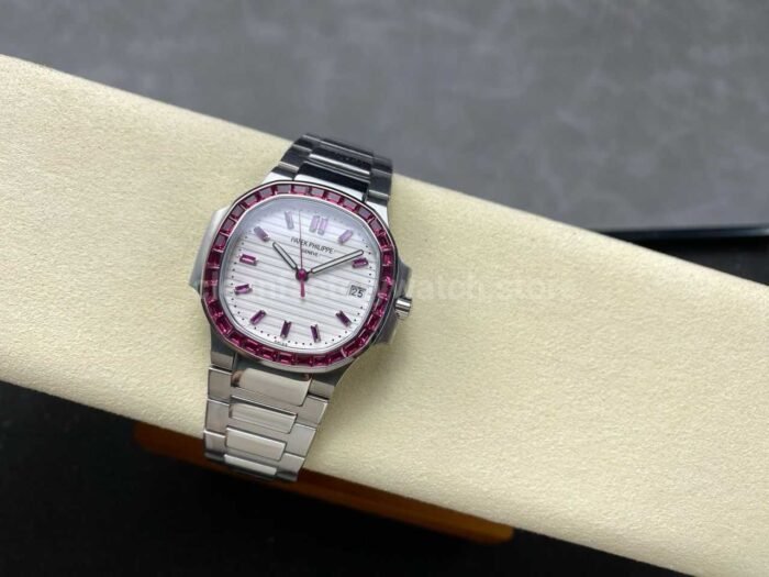 GR Factory Patek Philippe Emerald Nautilus 5711/112P-010 Full Platinum Ruby Bezel White Dial - Image 4