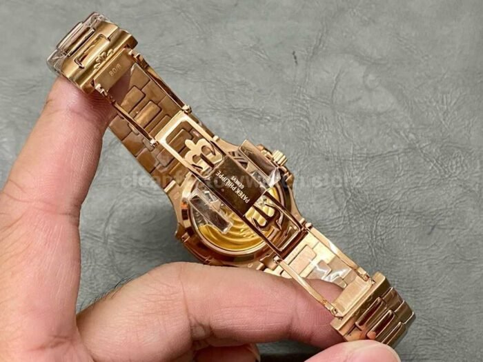 GR Factory Patek Philippe Nautilus 7118/1300R-001 Full Rose Gold  Rose Gold Dial - Image 9