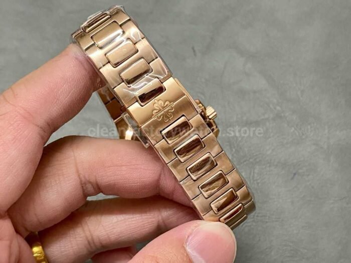 GR Factory Patek Philippe Nautilus 7118/1300R-001 Full Rose Gold  Rose Gold Dial - Image 8