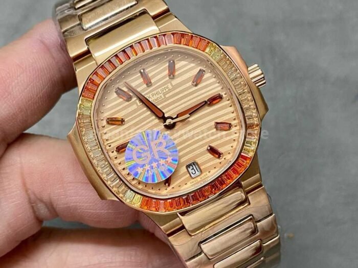 GR Factory Patek Philippe Nautilus 7118/1300R-001 Full Rose Gold  Rose Gold Dial - Image 2