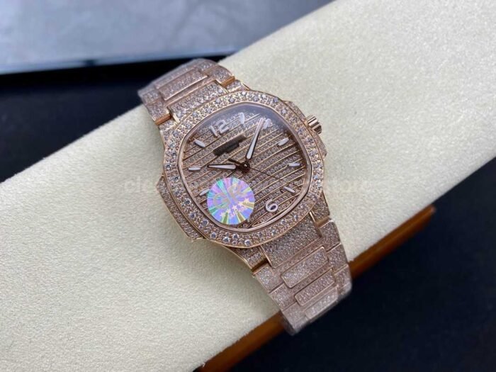 GR Factory Patek Philippe Nautilus 7118/1450G-001 Full Diamond Rose Gold Diamond Dial - Image 4