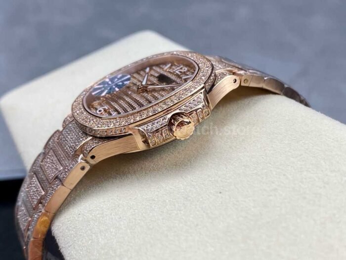 GR Factory Patek Philippe Nautilus 7118/1450G-001 Full Diamond Rose Gold Diamond Dial - Image 7