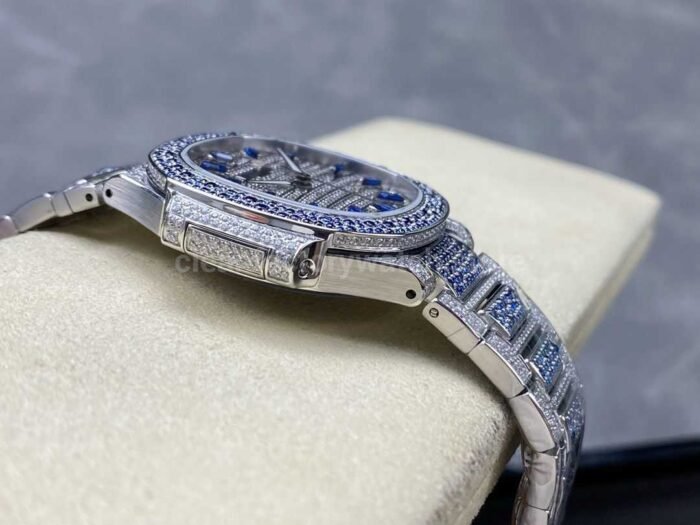GR Factory Patek Philippe Nautilus 7118/1453G-001 Full Blue Jewelry White Gold Jewelry Dial - Image 5