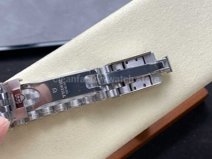 GR Factory Tudor Black Bay M79230G 41mm Green Bezel Full Steel Black Dial - Image 12