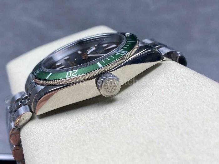 GR Factory Tudor Black Bay M79230G 41mm Green Bezel Full Steel Black Dial - Image 7