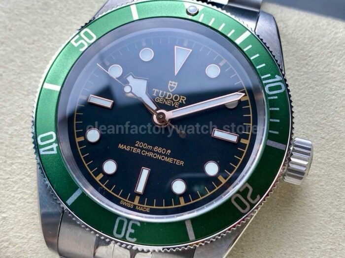 GR Factory Tudor Black Bay M79230G 41mm Green Bezel Full Steel Black Dial - Image 3