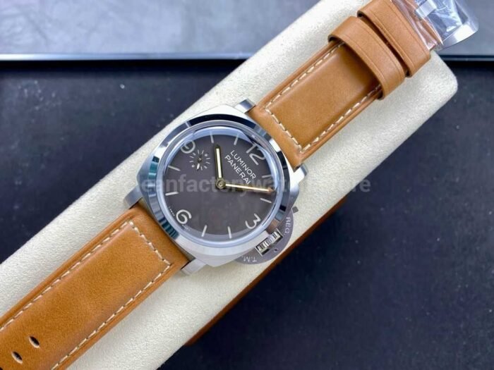 HW Factory Panerai Lumnior PAM1080 47mm Steel Leather Strap Arabic Numerals Black Dial - Image 3