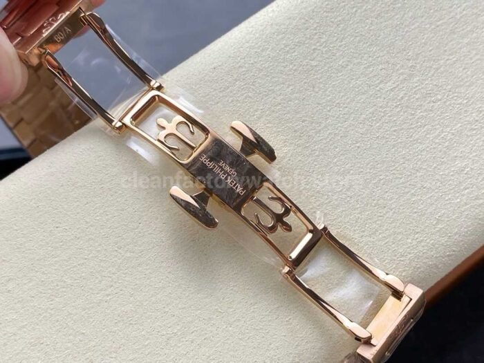 MS Factory Patek Philippe Nautilus 7118/1200R-010 35.2mm Diamond Bezel Full Rose Gold Champagne Dial - Image 9