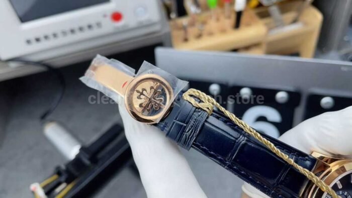 PPF Factory Patek Philippe Annual Calendar 5396R-015 Rose Gold Baguette Diamond Blue Dial - Image 6