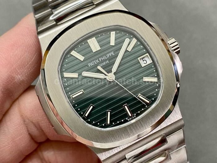 PPF Factory Patek Philippe Nautilus 5711/1A-014 40mm Full Steel Green Dial - Image 2