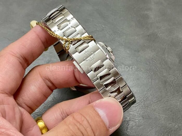PPF Factory Patek Philippe Nautilus 5811/1G-001 41mm Full White Gold Blue Dial - Image 8