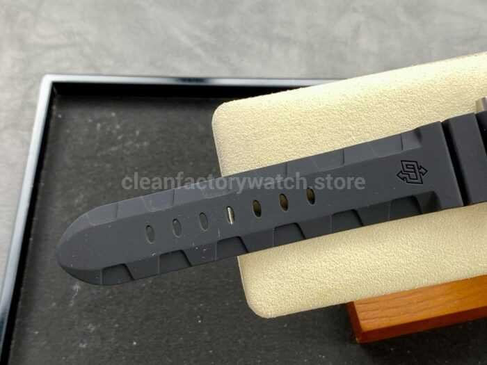 TTF Factory Panerai Submersible PAM 01229 Steel Rubber Strap Black Dial 8 Super Clone Watch,Clean Factory Watch