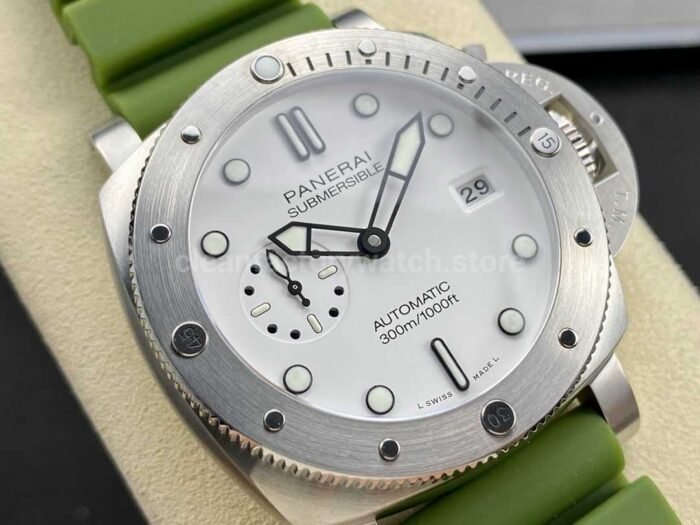 TTF Factory Panerai Submersible PAM01226 Steel Rubber Strap White Dial - Image 2