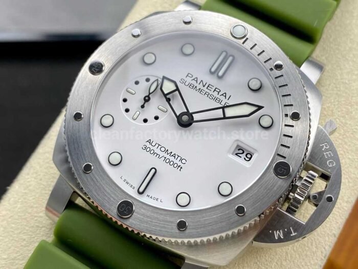 TTF Factory Panerai Submersible PAM01226 Steel Rubber Strap White Dial - Image 3