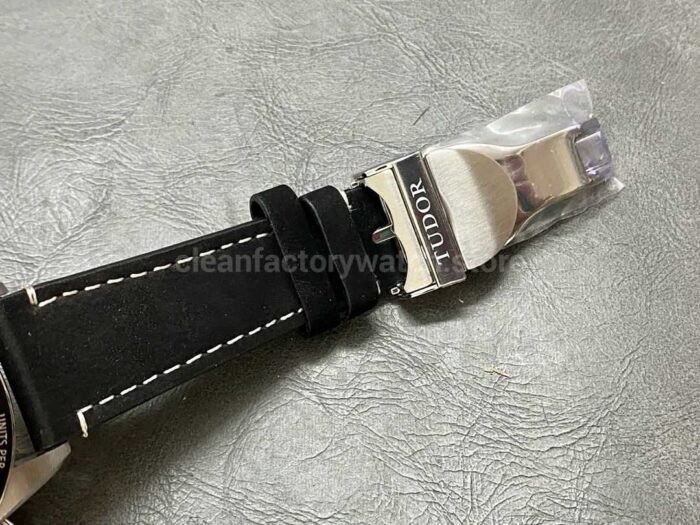 TW Factory Tudor Black Bay Chrono M79360N-0006 41mm Steel Leather Strap White Dial - Image 8