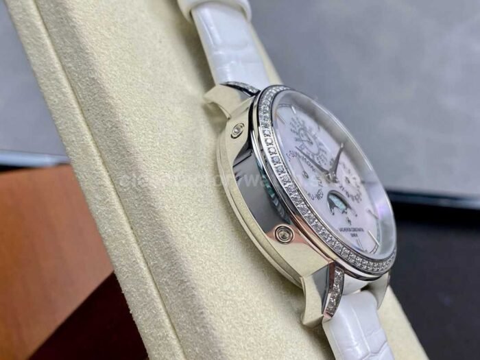 TW Factory Vacheron Constantin Traditionnelle Perpetual Calendar Ultra-Thin 4305T/000G-B948 Steel White Leather Strap Mother Of Pearl Dial - Image 5