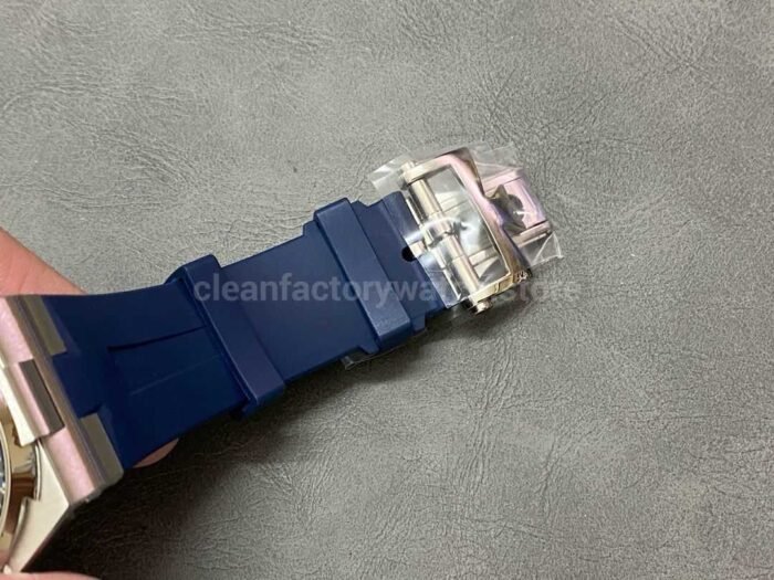 TWA Factory Vacheron Constantin Overseas Dual Time 47450/000A-9039 42mm Steel Rubber Strap Blue Dial - Image 8