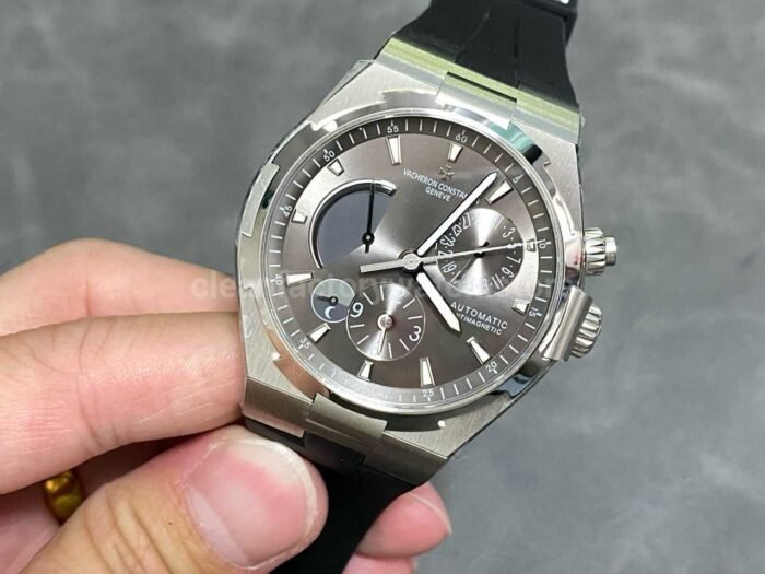 TWA Factory Vacheron Constantin Overseas Dual Time 42mm Steel Rubber Strap Silver Dial - Image 3