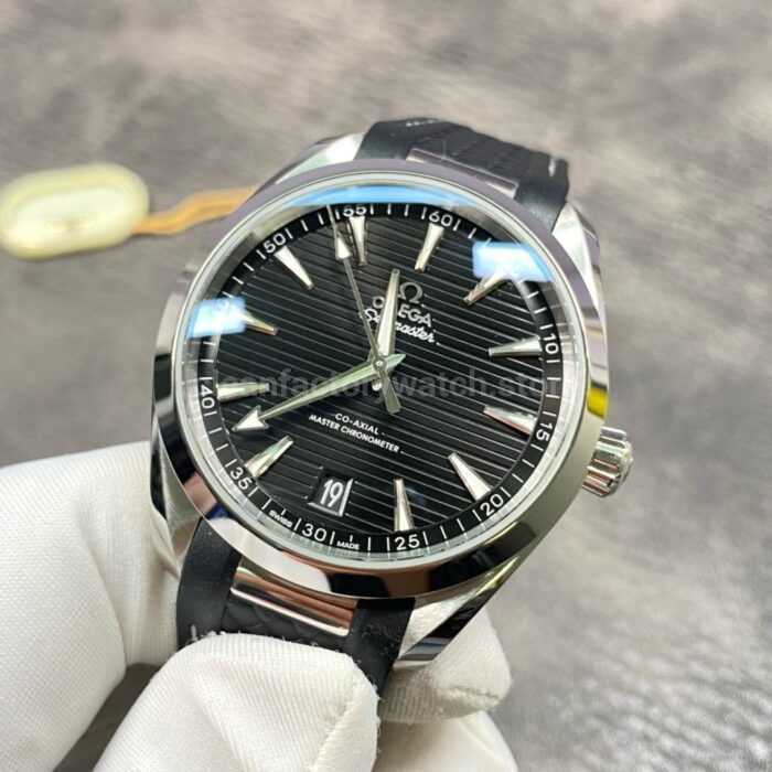 VS Factory Omega Seamaster Aqua Terra 220.12.41.21.01.001 41mm Steel Rubber Strap Black Dial 9 Super Clone Watch,Clean Factory Watch