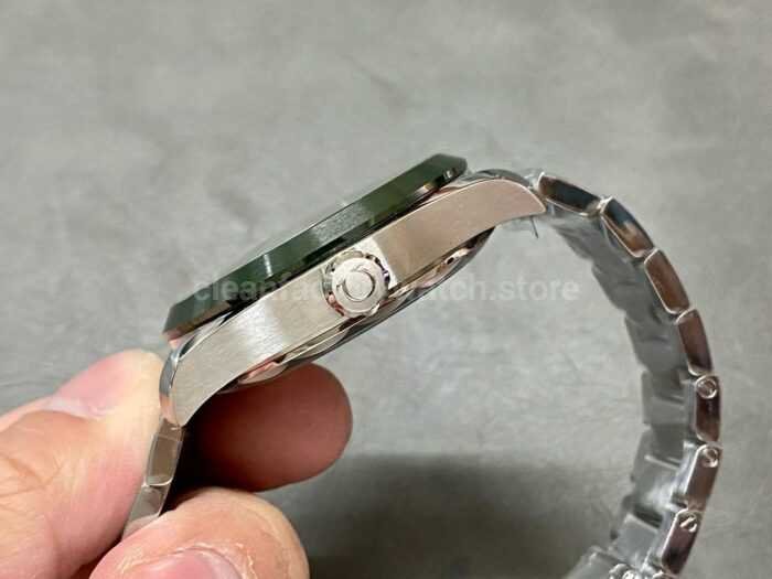 VS Factory Omega Seamaster Aqua Terra GMT Worldtimer 220.30.43.22.10.001 43mm Full Steel Olive Green Di 4 Super Clone Watch,Clean Factory Watch