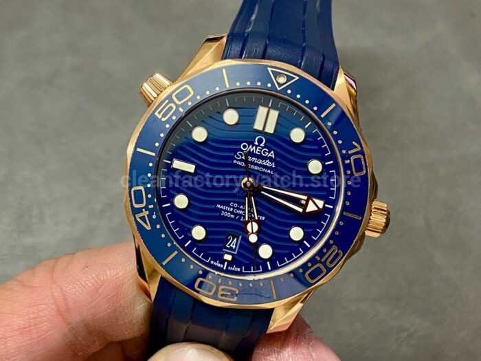 VS Factory Omega Seamaster Diver 300 M 210.62.42.20.03.001 Co‑axial Master Chronomet 9 Super Clone Watch,Clean Factory Watch