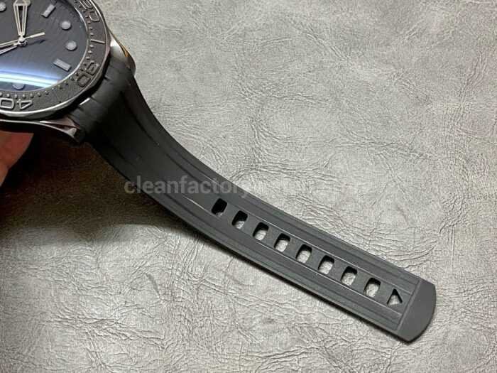 VS Factory Omega Seamaster Diver 300 M 210.92.44.20.01.003 43.5mm Ceramic Rubber Strap Black Dial 7 Super Clone Watch,Clean Factory Watch