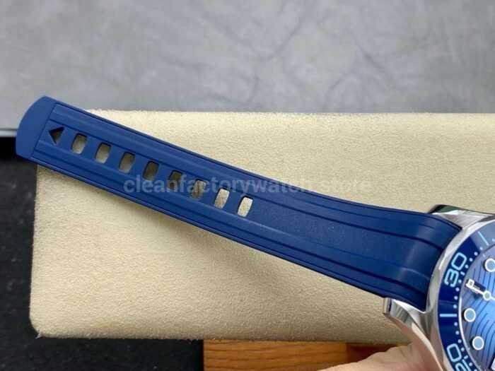 VS Factory Omega Seamaster Diver 300M 210.32.42.20.03.002 42mm Steel Blue Rubber Strap Blue Dial 5 Super Clone Watch,Clean Factory Watch