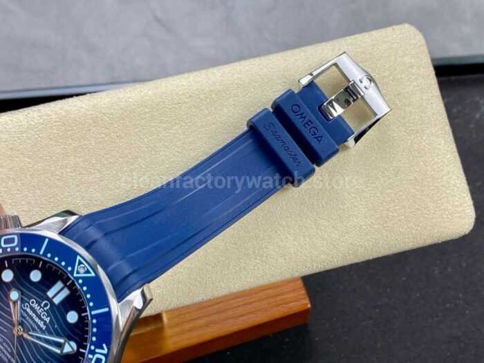VS Factory Omega Seamaster Diver 300M 210.32.42.20.03.002 42mm Steel Blue Rubber Strap Blue Dial 7 Super Clone Watch,Clean Factory Watch