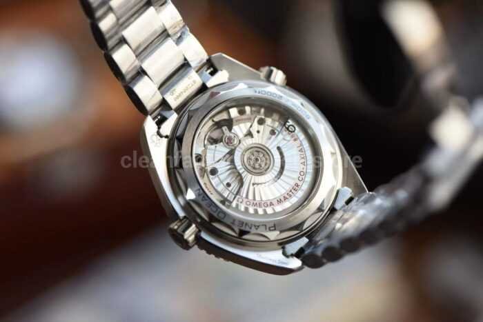 VS Factory Omega Seamaster Planet Ocean 215.30.40.20.01.001 39.5mm Full Steel Black Dial 1 Super Clone Watch,Clean Factory Watch
