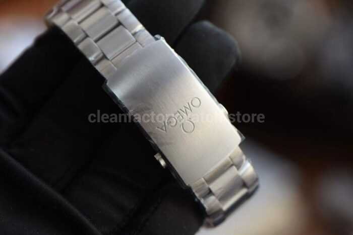 VS Factory Omega Seamaster Planet Ocean 215.30.40.20.01.001 39.5mm Full Steel Black Dial 3 Super Clone Watch,Clean Factory Watch