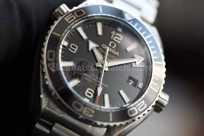 VS Factory Omega Seamaster Planet Ocean 215.30.40.20.01.001 39.5mm Full Steel Black Dial 5 Super Clone Watch,Clean Factory Watch