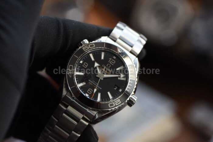 VS Factory Omega Seamaster Planet Ocean 215.30.40.20.01.001 39.5mm Full Steel Black Dial 9 Super Clone Watch,Clean Factory Watch