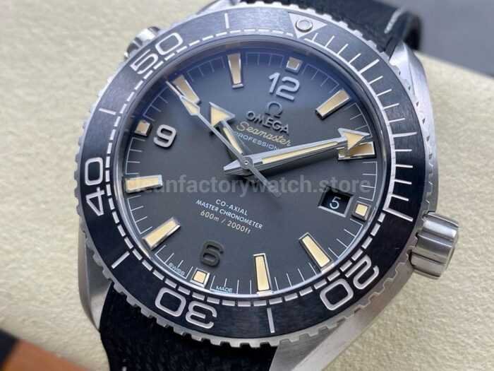 VS Factory Omega Seamaster Planet Ocean 215.32.44.21.01.002 43.5mm Black Rubber Strap Arabic Nume 7 Super Clone Watch,Clean Factory Watch