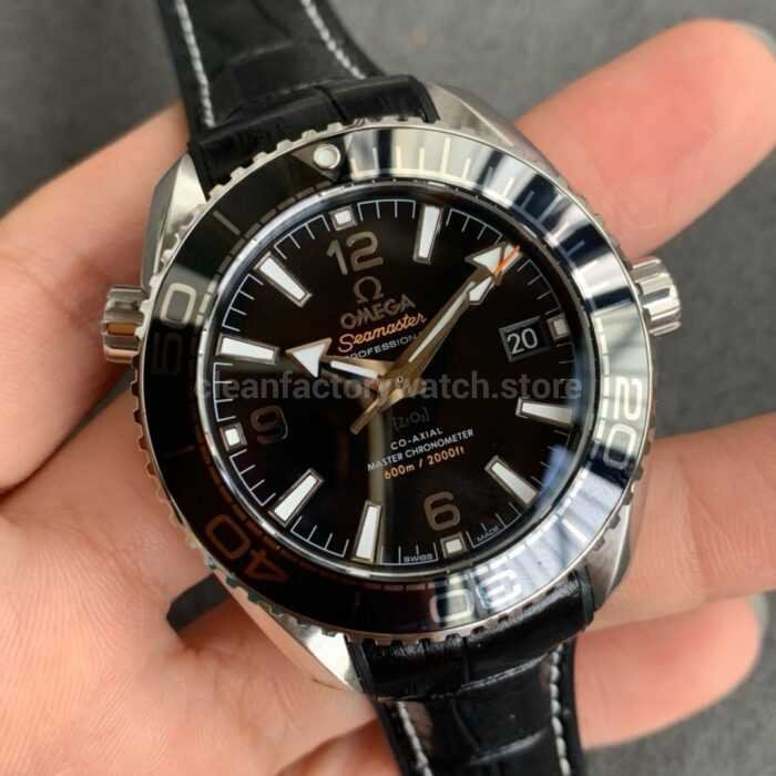 VS Factory Omega Seamaster Planet Ocean 215.33.40.20.01.001 39.5mm Steel Leather Strap Black Dial 2 Super Clone Watch,Clean Factory Watch