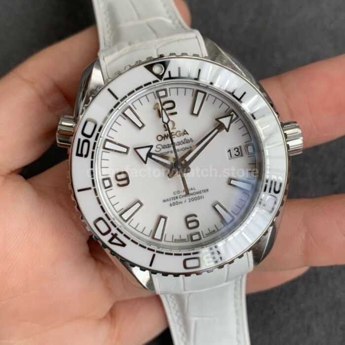 VS Factory Omega Seamaster Planet Ocean 215.33.40.20.04.001 39.5mm Steel Leather Strap White Dial 7 Super Clone Watch,Clean Factory Watch